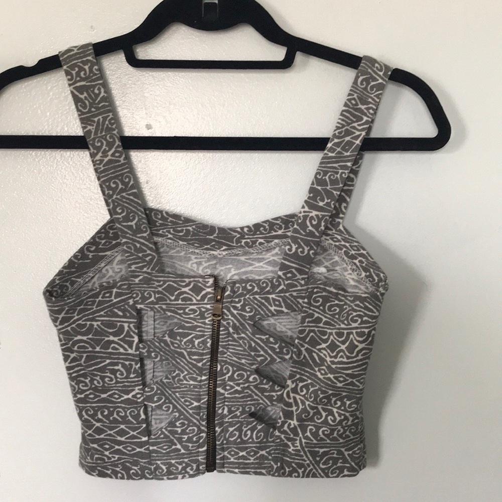 Brandy Melville Cut Out Zip Crop top